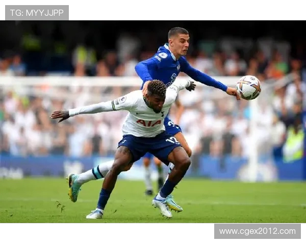 切尔西主场迎战热刺 双方激战正酣争夺英超三分 切尔西主场迎战热刺 双方激战正酣争夺英超三分
