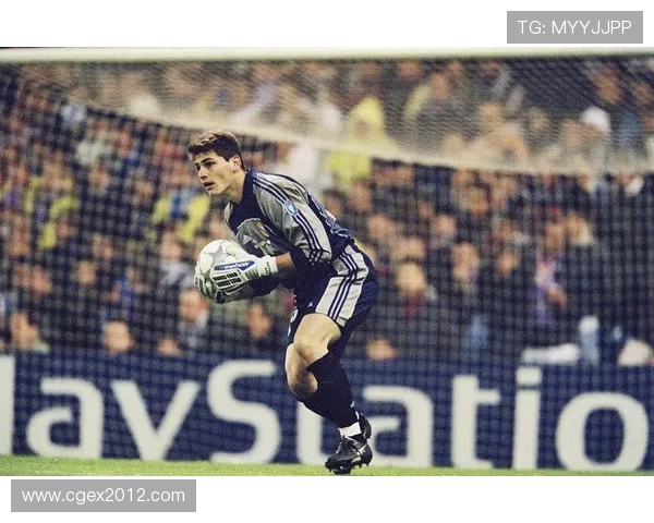 伊克尔·卡西利亚斯：西班牙传奇门将的辉煌历程与不朽传奇