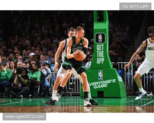 独行侠与凯尔特人激战正酣 谁能笑到最后成为联盟新霸主