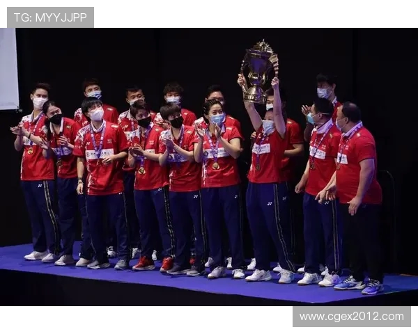 上海羽毛球队状态引发热议球迷对表现和未来发展各抒己见