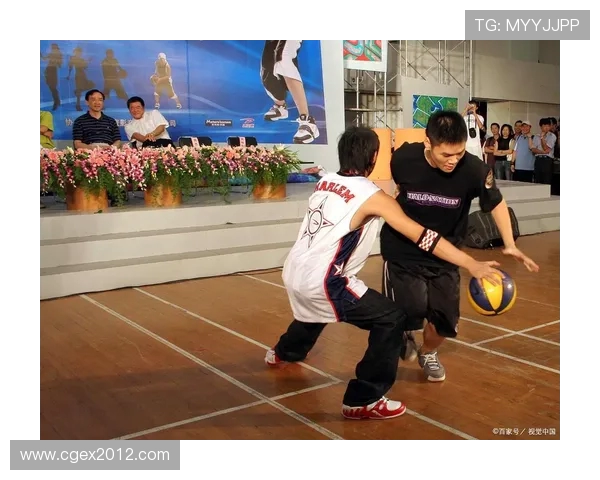 广州篮球队荣登篮球战术排行榜第二名展现卓越实力与团队协作