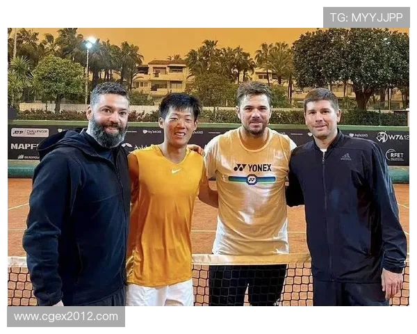 赛后分析：上海网球队与重庆网球队的默契配合与战术探讨