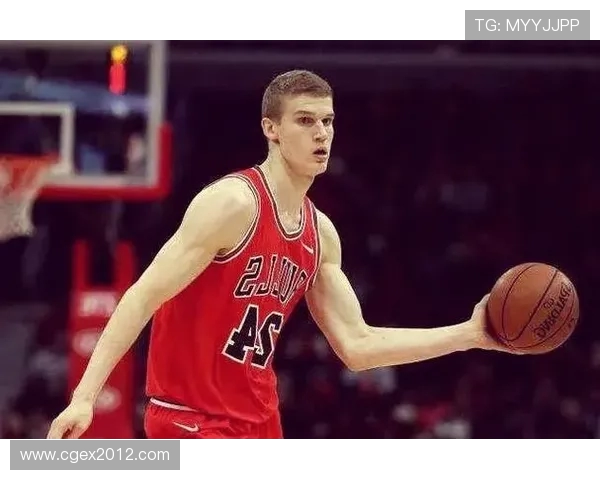 劳里马尔卡宁的崛起之路：从芬兰天才到NBA全明星的蜕变与挑战