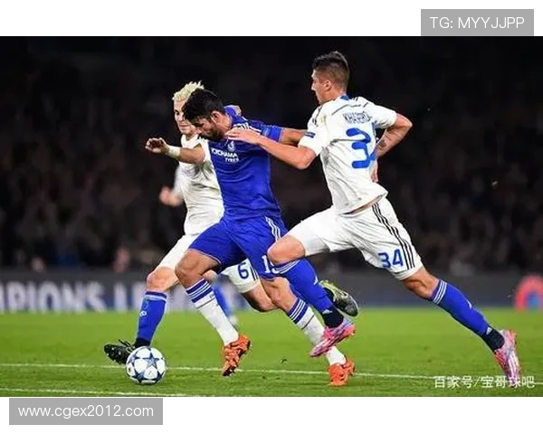 基辅迪纳摩与阿尔克马的激烈对决揭示足球战术的魅力与挑战